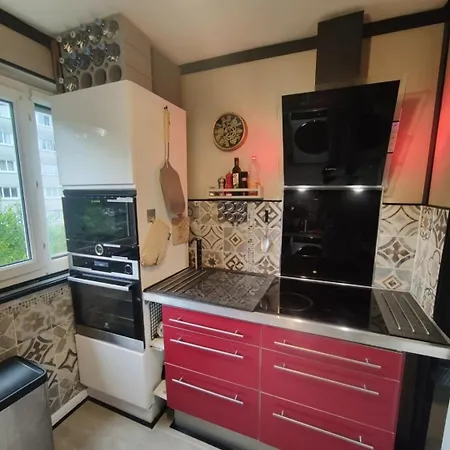 Libellule Industrie Apartment Massy (Essonne)